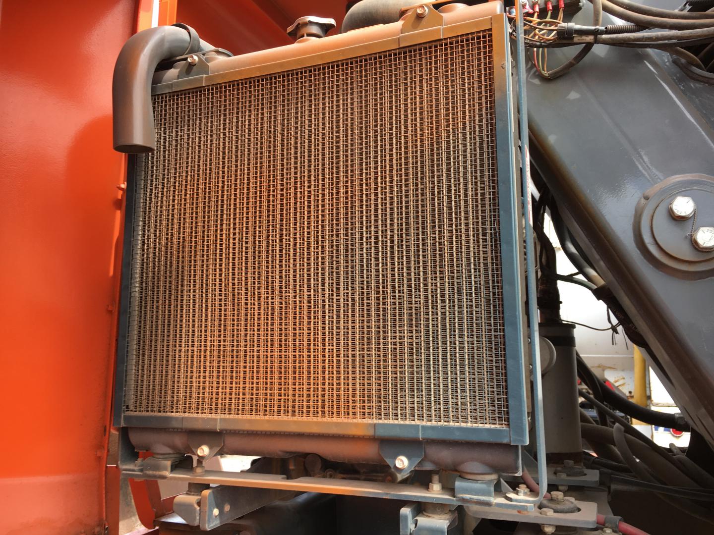 ./imagenes/INVOICE/2019/17082/ASCENSOR TIPO CANASTILLA  SNORKEL TB126 ( (10).JPG